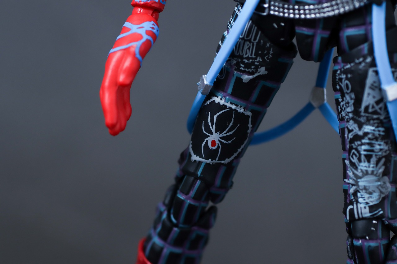 S.H.フィギュアーツ　スパイダー・パンク（『スパイダーマン：アクロス・ザ・スパイダーバース』） 　レビュー　本体