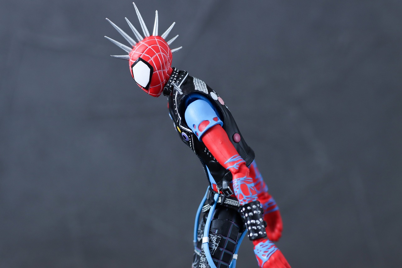 S.H.フィギュアーツ　スパイダー・パンク（『スパイダーマン：アクロス・ザ・スパイダーバース』） 　レビュー　可動範囲