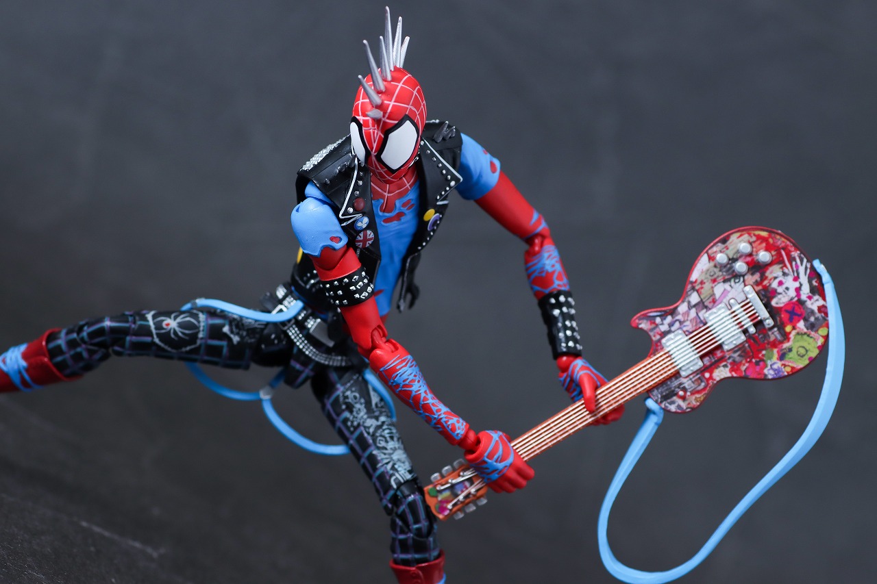 S.H.フィギュアーツ　スパイダー・パンク（『スパイダーマン：アクロス・ザ・スパイダーバース』） 　レビュー　アクション