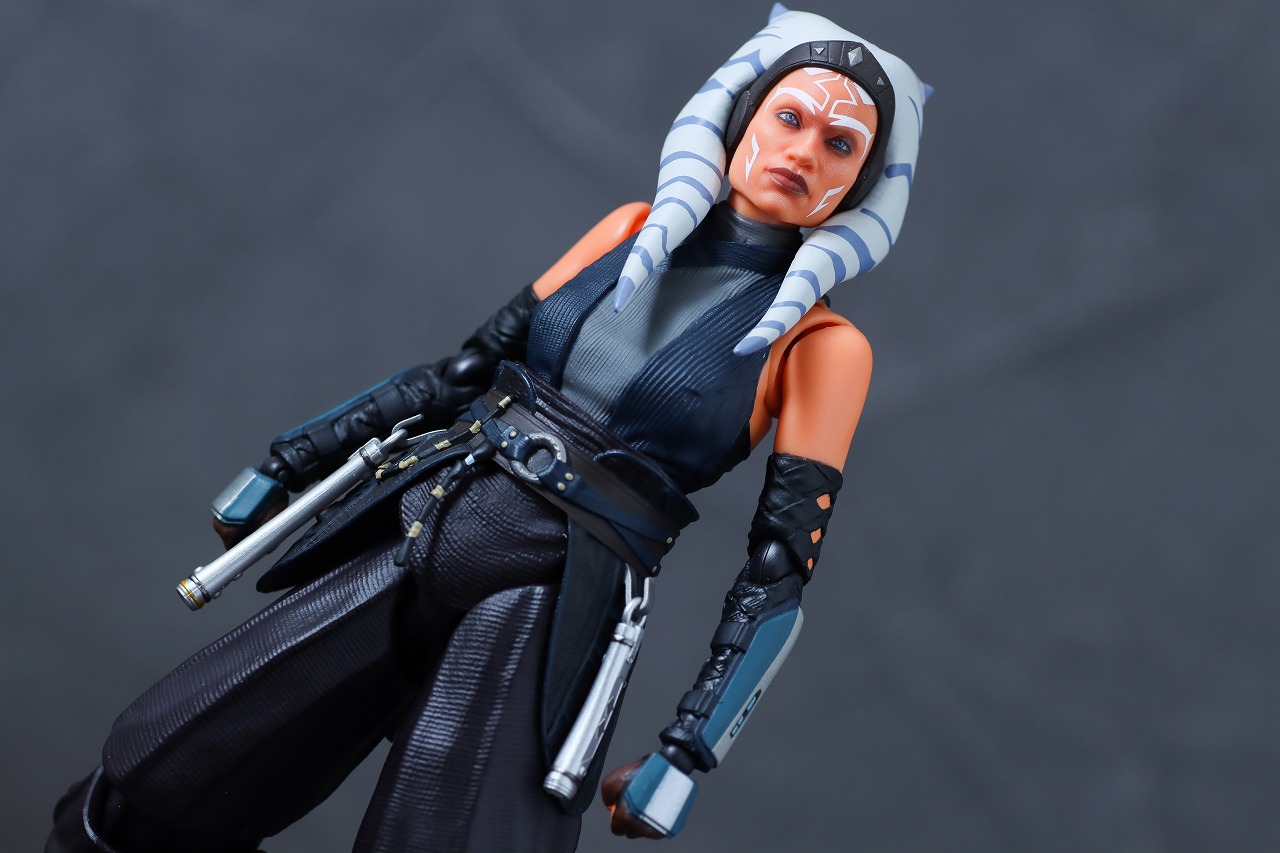 S.H.フィギュアーツ　アソーカ（『STAR WARS：Ahsoka』）　レビュー　アクション