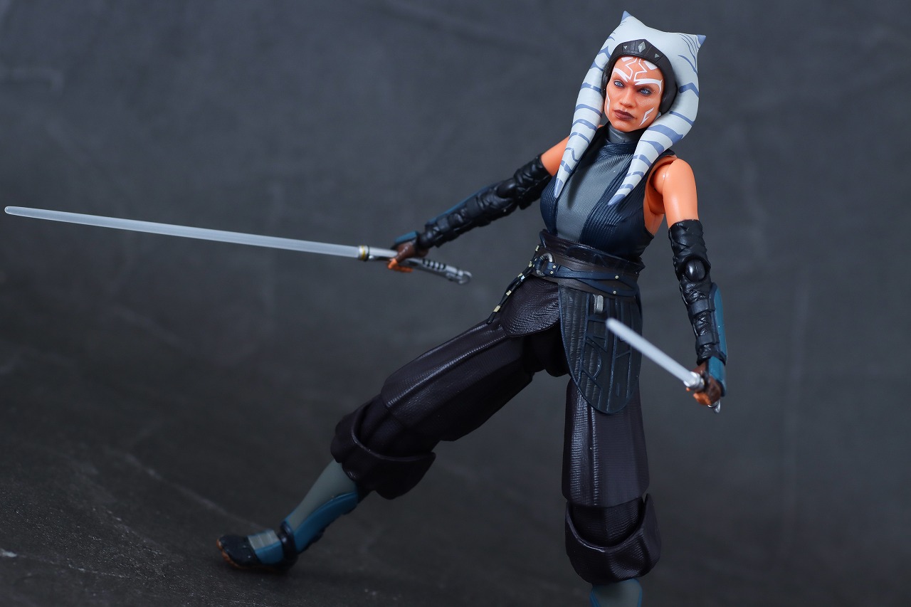 S.H.フィギュアーツ　アソーカ（『STAR WARS：Ahsoka』）　レビュー　アクション