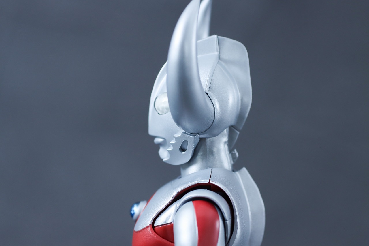 S.H.フィギュアーツ　ウルトラの父　レビュー　本体