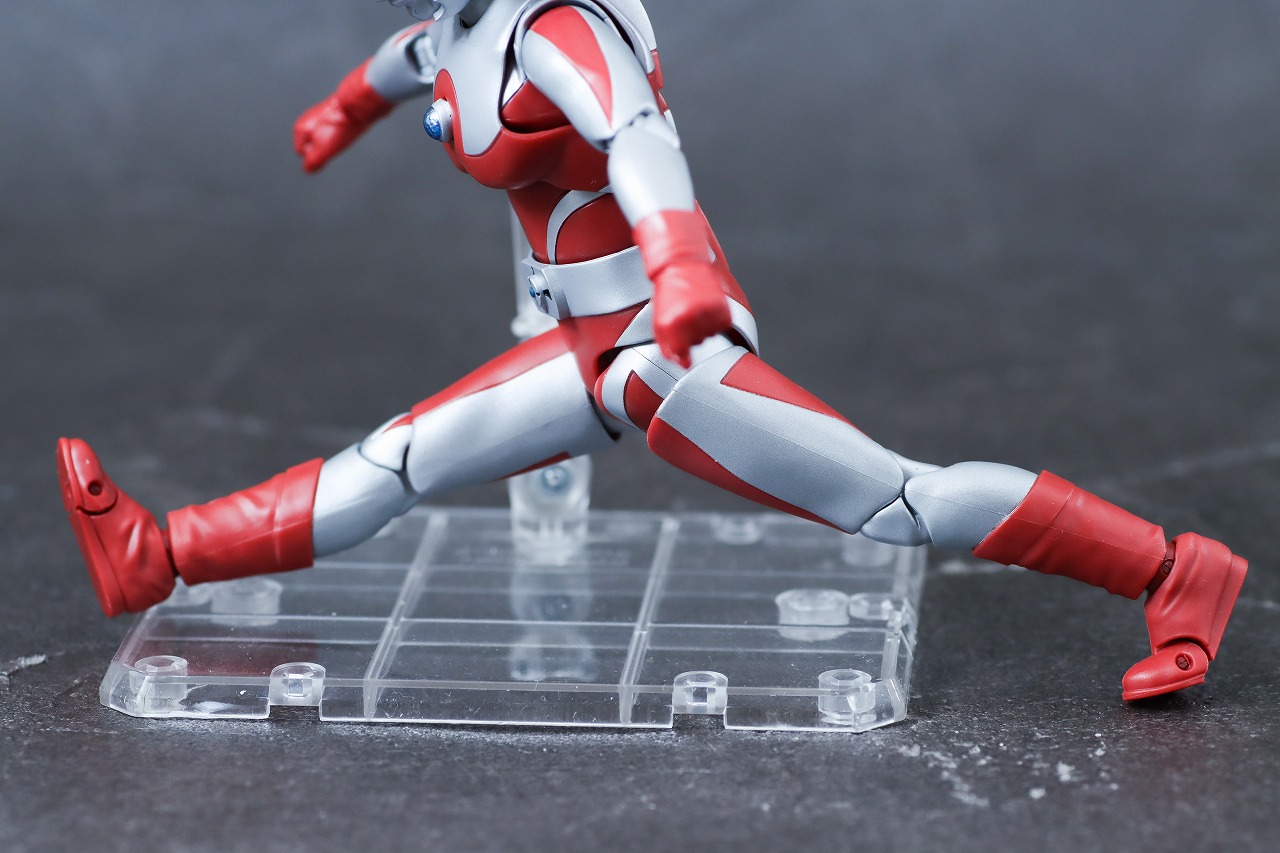 S.H.フィギュアーツ　ウルトラの父　レビュー　可動範囲