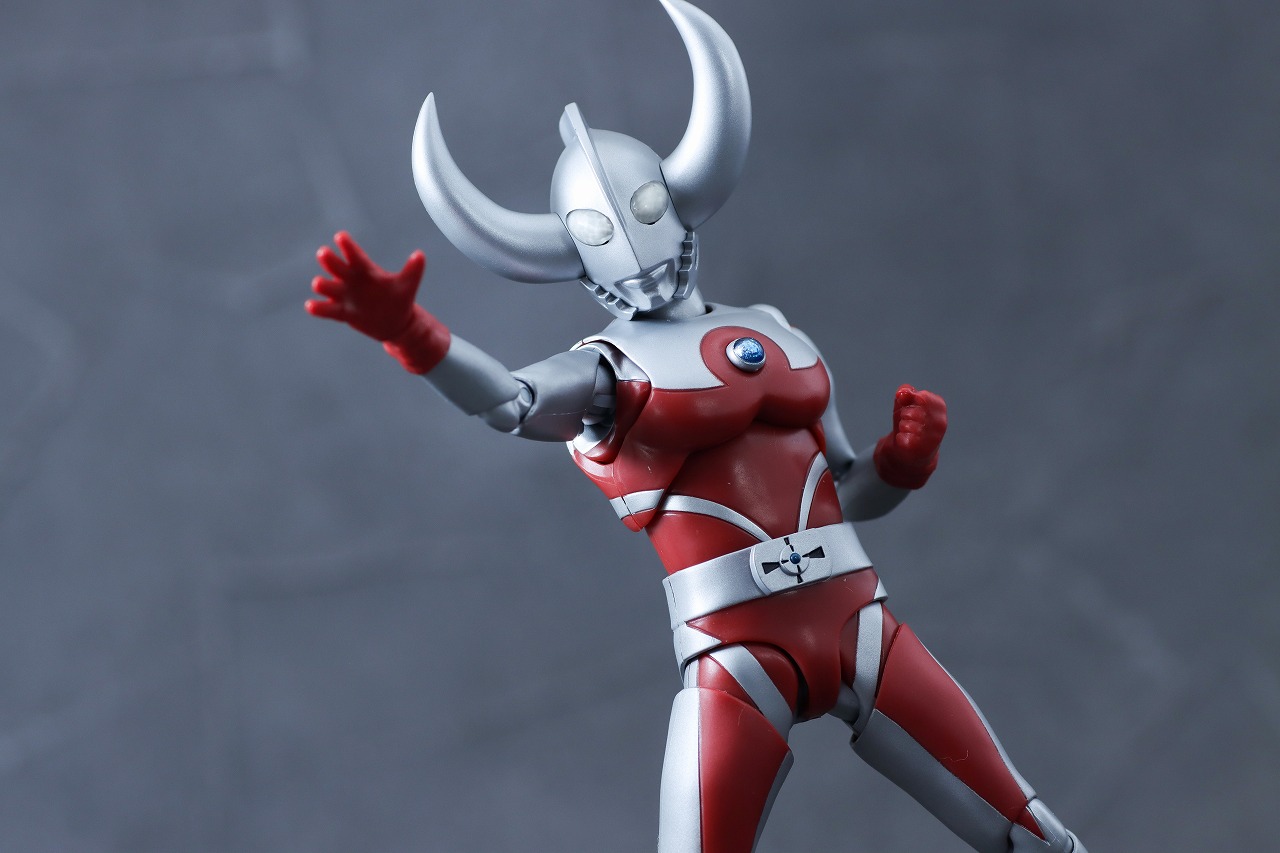 S.H.フィギュアーツ　ウルトラの父　レビュー　アクション