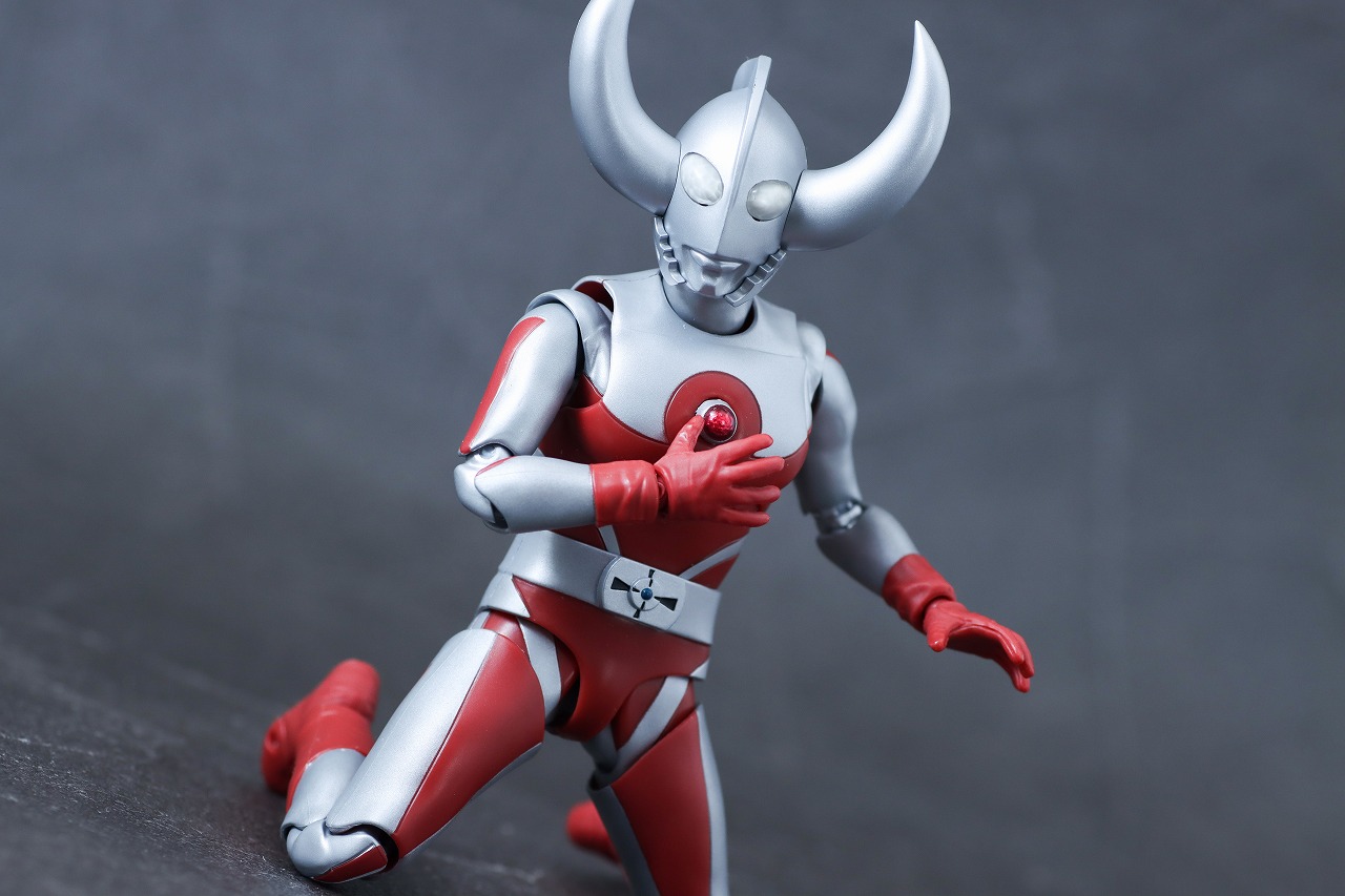 S.H.フィギュアーツ　ウルトラの父　レビュー　アクション