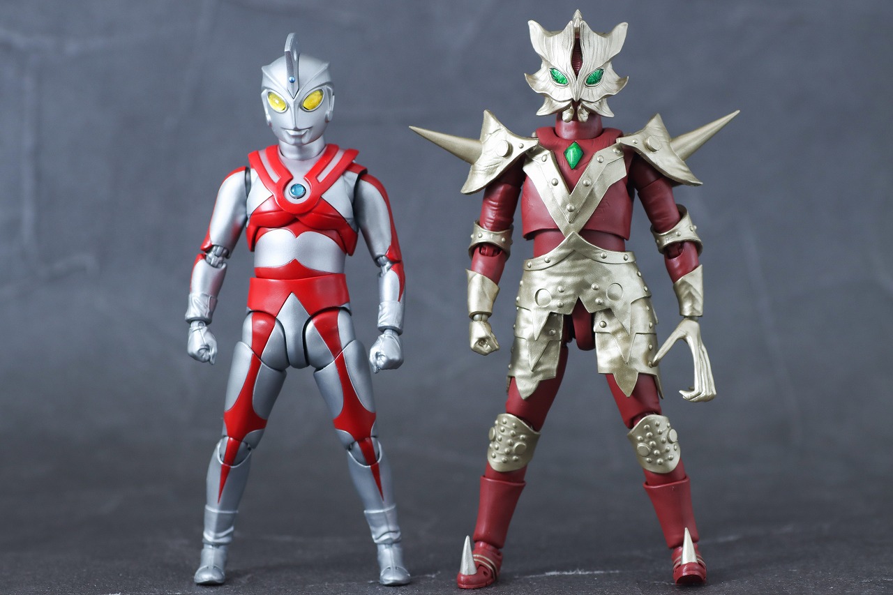 S.H.フィギュアーツ　エースキラー 銀河に散った5つの星セット　レビュー　本体　ウルトラマンエース　比較