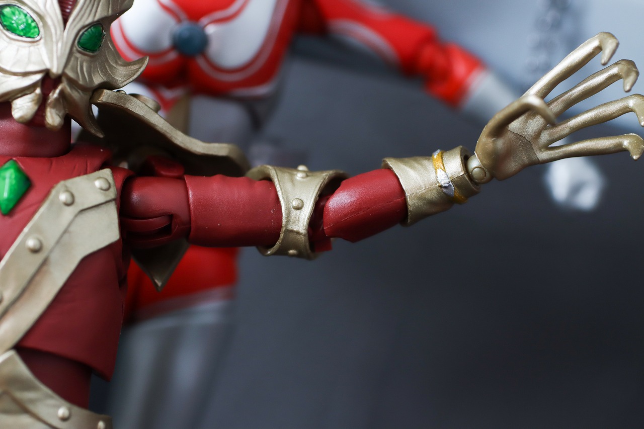 S.H.フィギュアーツ　エースキラー 銀河に散った5つの星セット　レビュー　アクション　十字架　ウルトラセブン