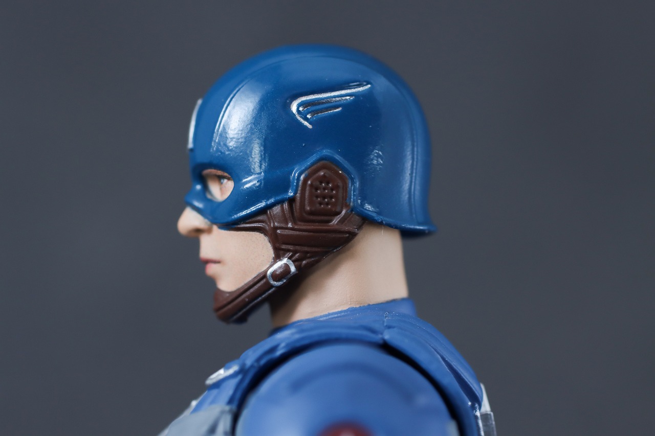 MAFEX　キャプテンアメリカ　Classic Suit　クラシックスーツ　レビュー　本体