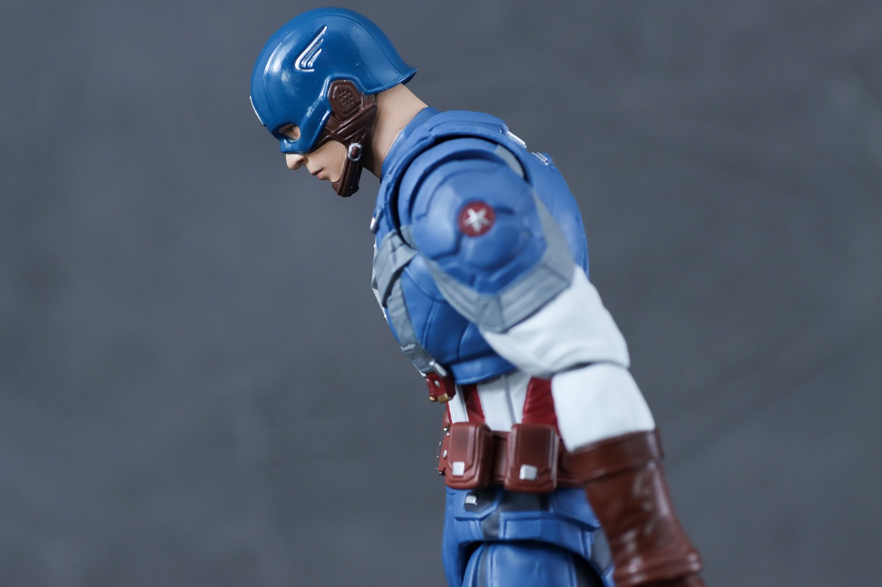 MAFEX　キャプテンアメリカ　Classic Suit　クラシックスーツ　レビュー　可動範囲