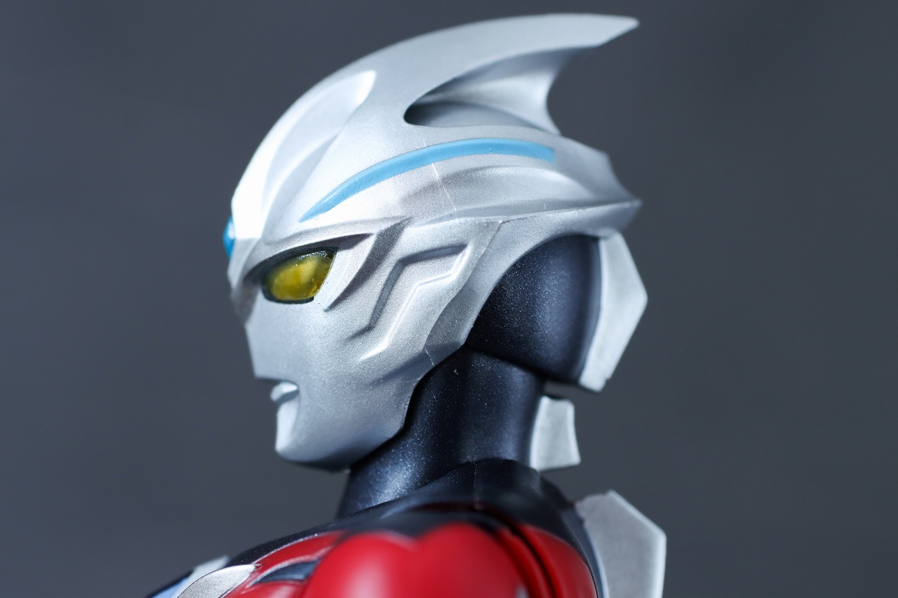 S.H.フィギュアーツ　ウルトラマンアーク　レビュー　本体