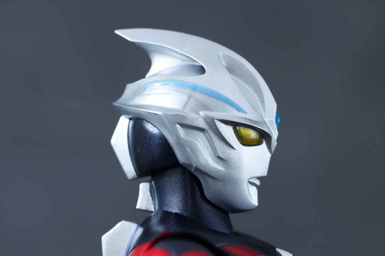 S.H.フィギュアーツ　ウルトラマンアーク　レビュー　本体