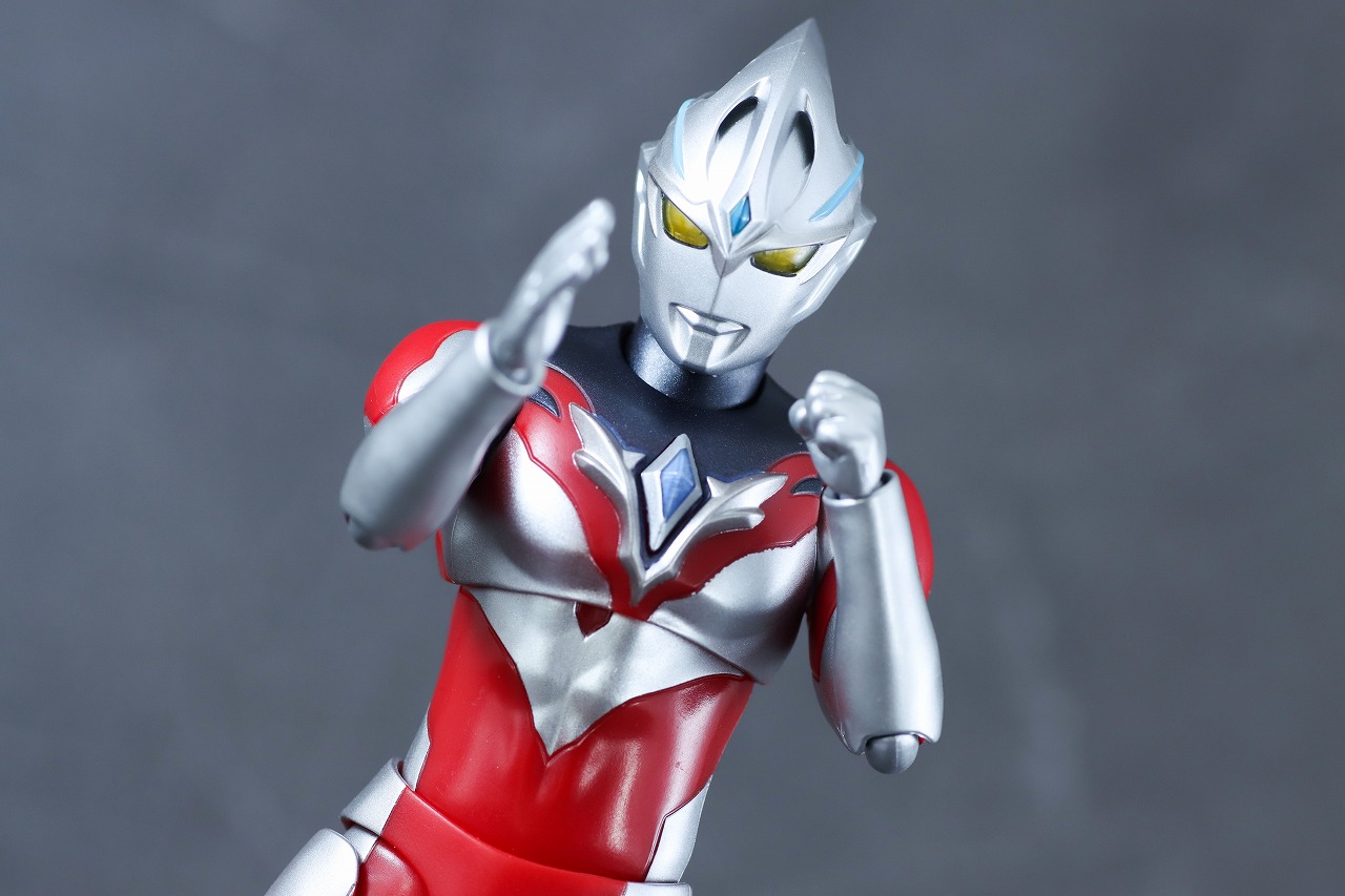 S.H.フィギュアーツ　ウルトラマンアーク　レビュー