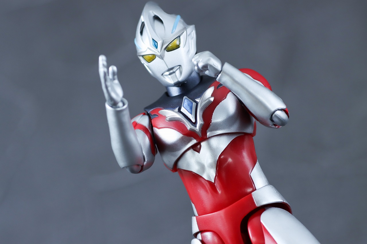 S.H.フィギュアーツ　ウルトラマンアーク　レビュー　アクション