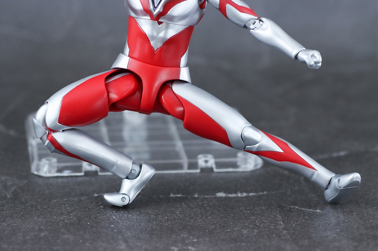 S.H.フィギュアーツ　ウルトラマンアーク　レビュー　可動範囲