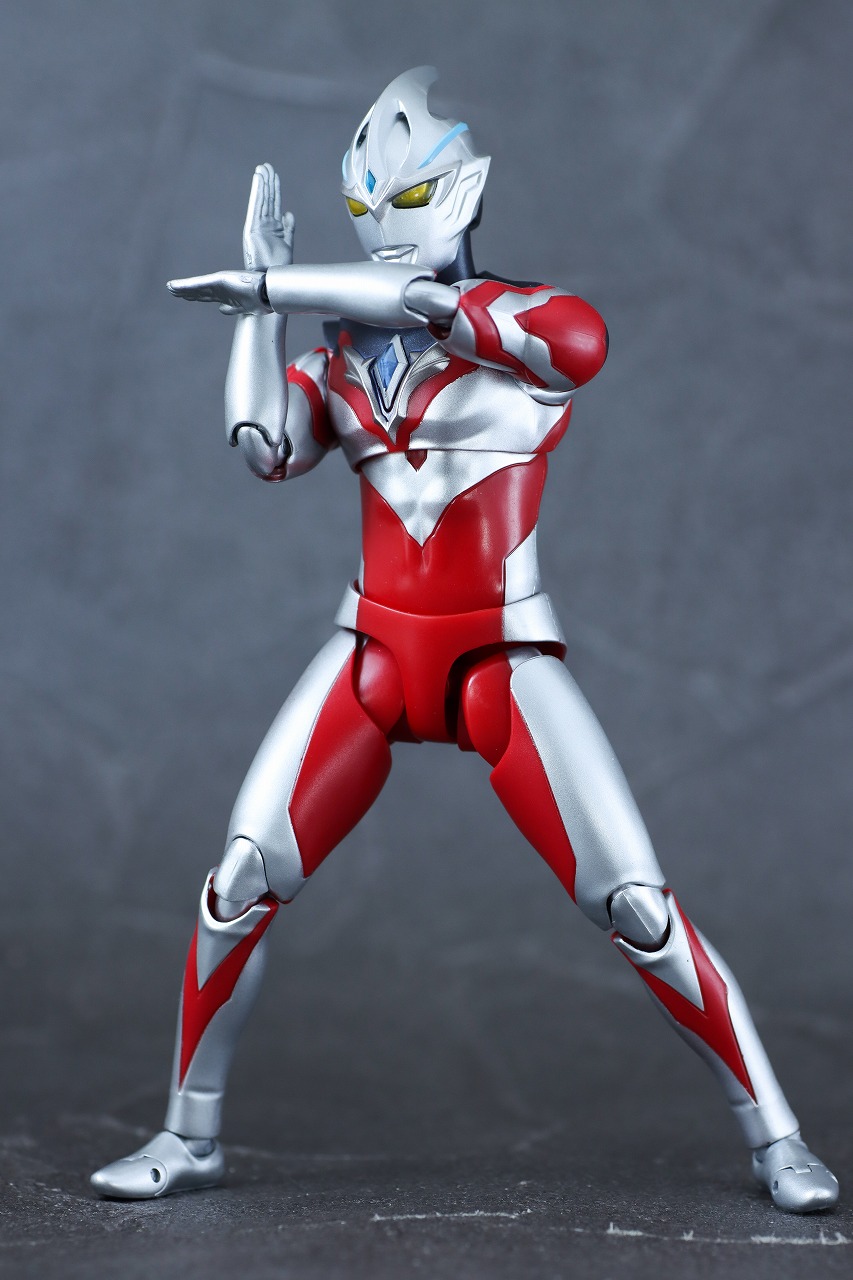 S.H.フィギュアーツ　ウルトラマンアーク　レビュー　アクション