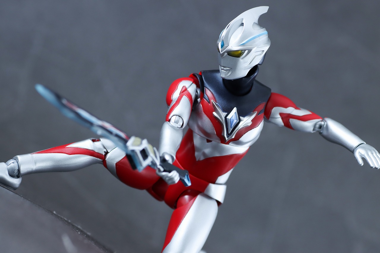 S.H.フィギュアーツ　ウルトラマンアーク　レビュー　アクション