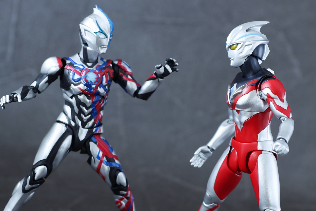 S.H.フィギュアーツ　ウルトラマンアーク　レビュー　アクション　ウルトラマンブレーザー