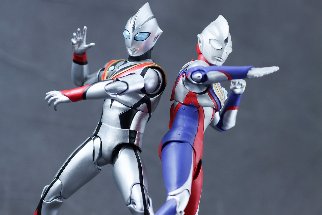 S.H.フィギュアーツ　イーヴィルティガ　真骨彫製法　レビュー　アクション　ウルトラマンティガ マルチタイプ