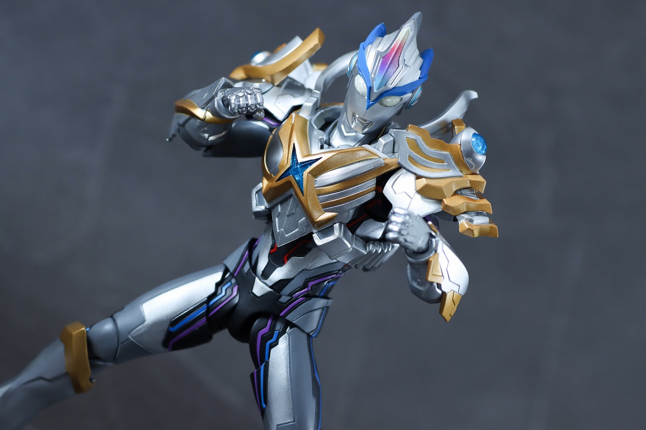 S.H.フィギュアーツ　ベータースパークアーマー　ウルトラマンエクシードX　レビュー　アクション