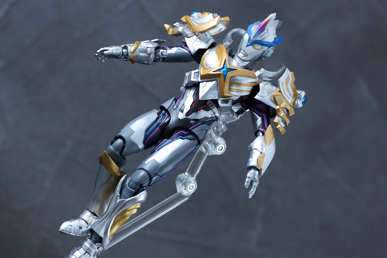 S.H.フィギュアーツ　ベータースパークアーマー　ウルトラマンエクシードX　レビュー　アクション