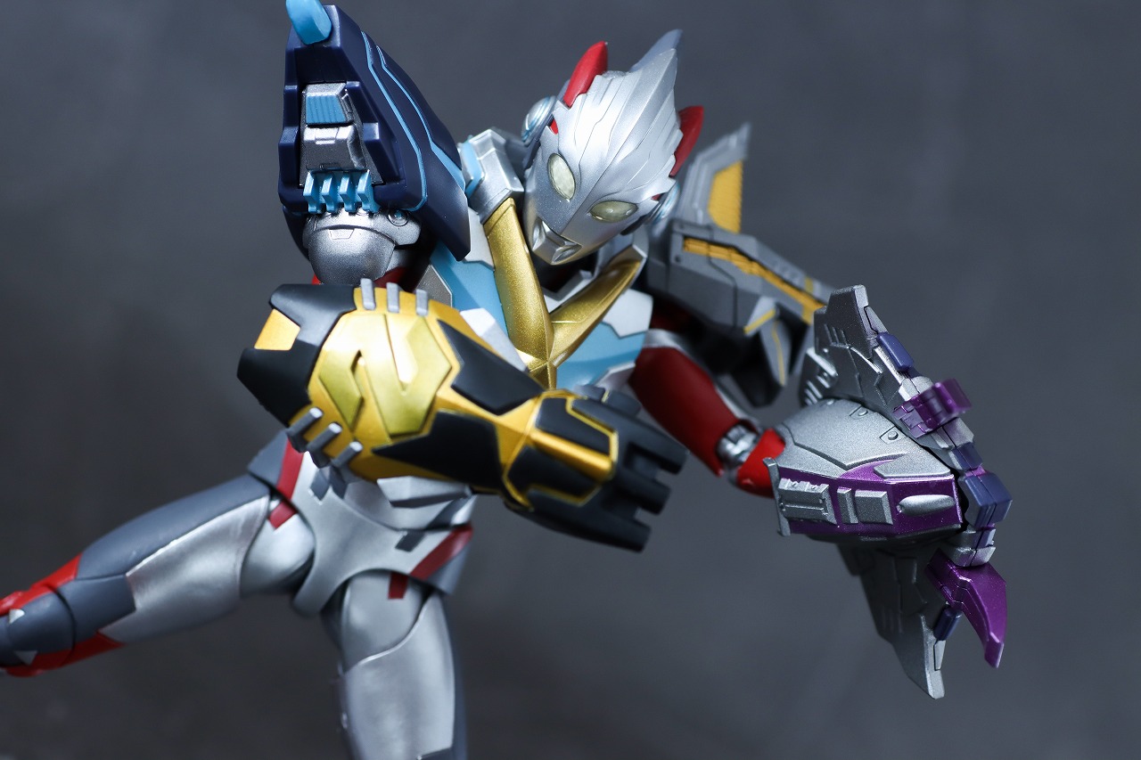 S.H.フィギュアーツ　ハイブリッドアーマー　ウルトラマンエックス　レビュー　アクション