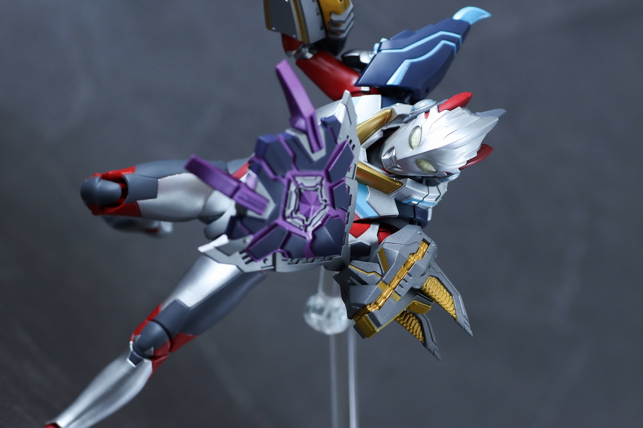 S.H.フィギュアーツ　ハイブリッドアーマー　ウルトラマンエックス　レビュー　アクション