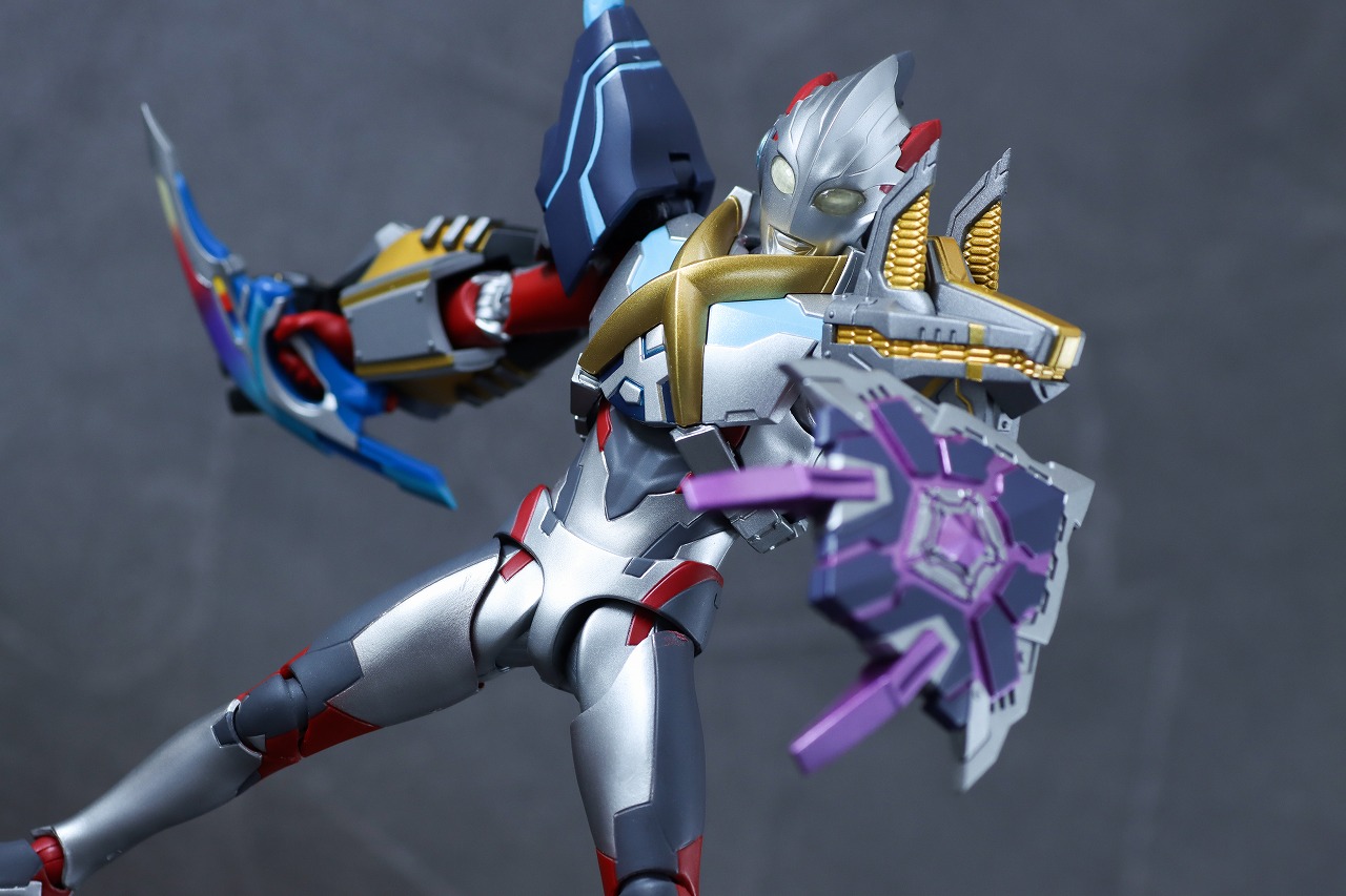 S.H.フィギュアーツ　ハイブリッドアーマー　ウルトラマンエックス　レビュー　アクション