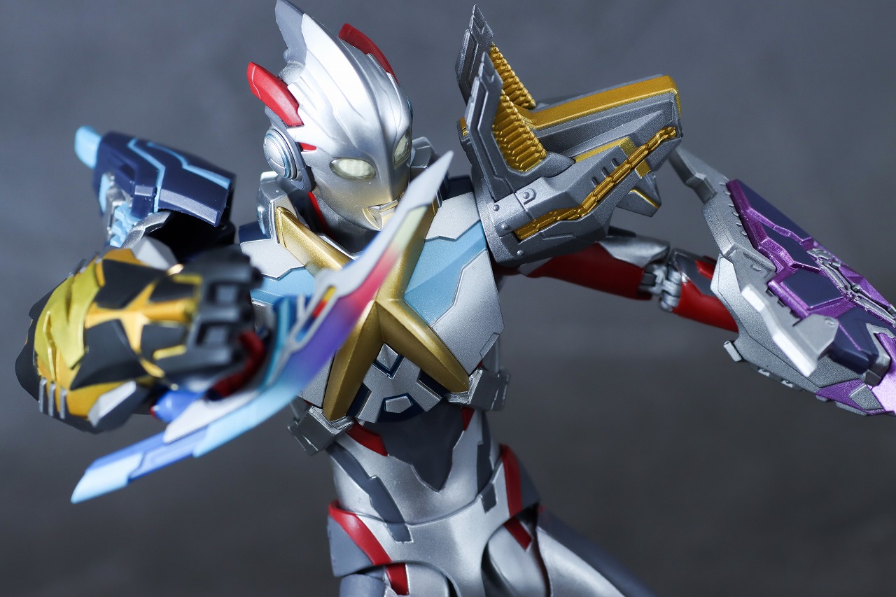 S.H.フィギュアーツ　ハイブリッドアーマー　ウルトラマンエックス　レビュー　アクション