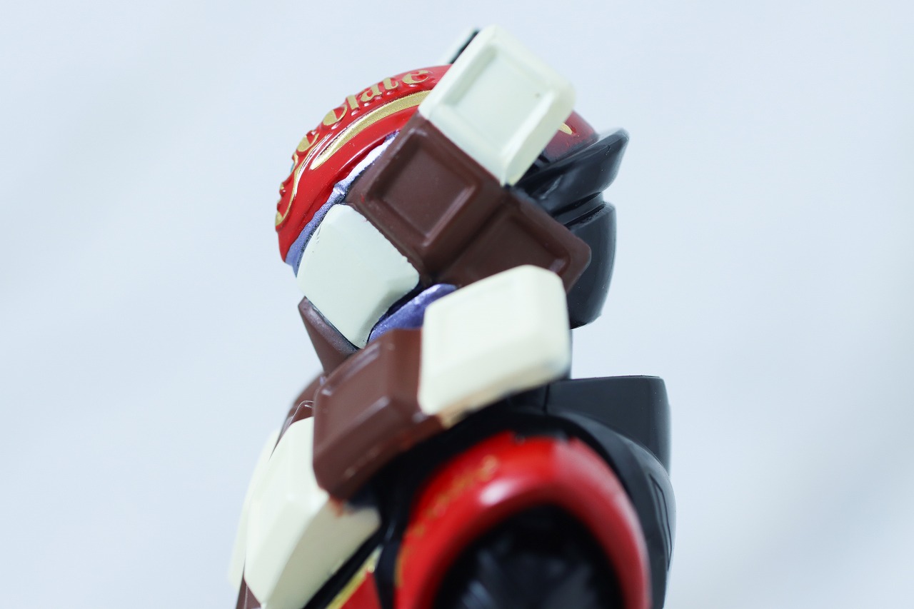 仮面ライダーアクションフィギュア　仮面ライダーヴァレン チョコドンフォーム　レビュー　可動範囲