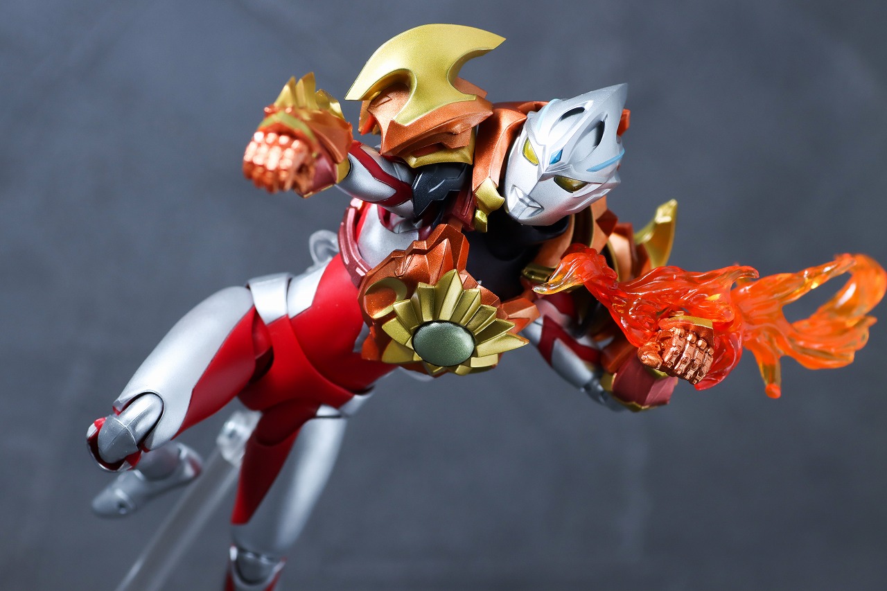 S.H.フィギュアーツ　ソリスアーマー　ウルトラマンアーク　レビュー　アクション