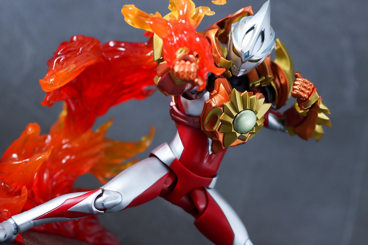 S.H.フィギュアーツ　ソリスアーマー　ウルトラマンアーク　レビュー　アクション