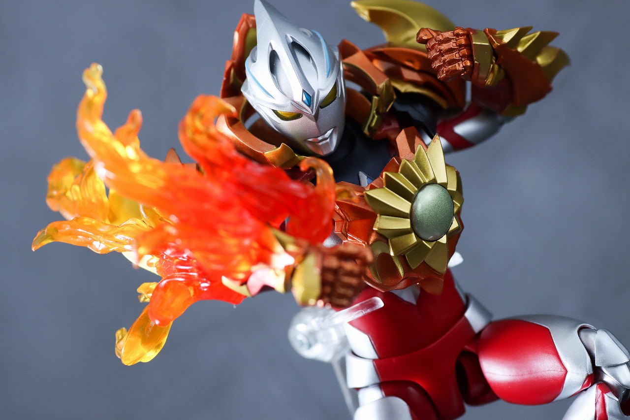 S.H.フィギュアーツ　ソリスアーマー（ウルトラマンアーク）　レビュー