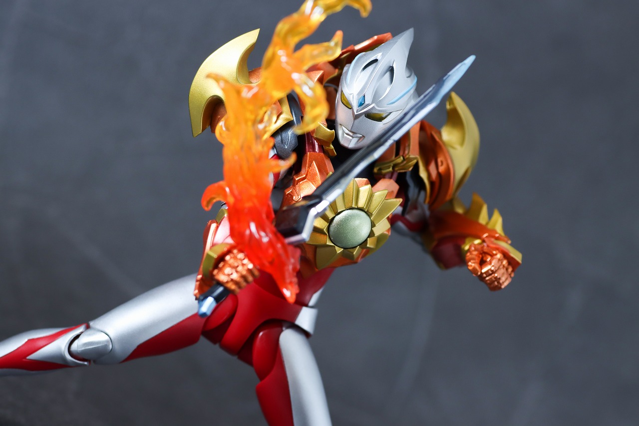 S.H.フィギュアーツ　ソリスアーマー　ウルトラマンアーク　レビュー　アクション