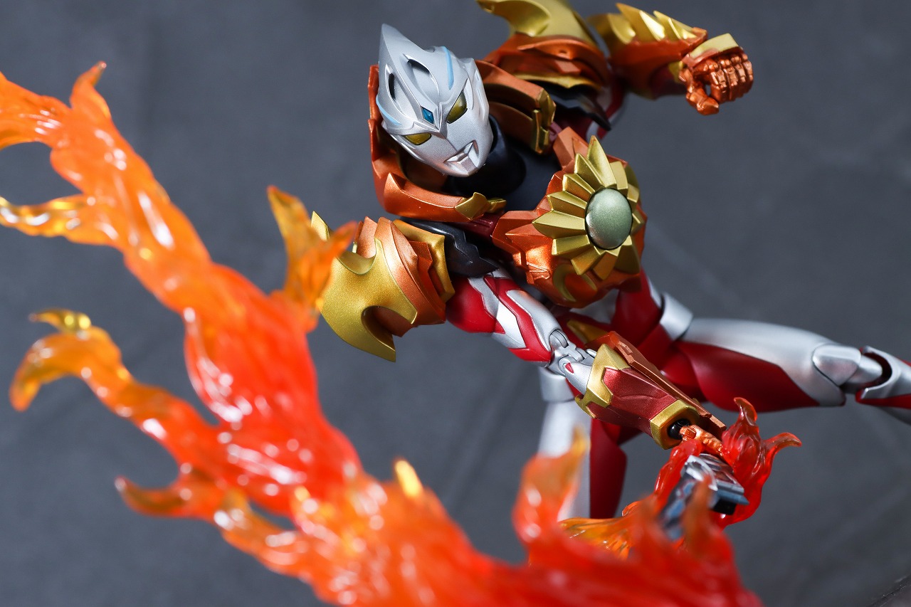 S.H.フィギュアーツ　ソリスアーマー　ウルトラマンアーク　レビュー　アクション