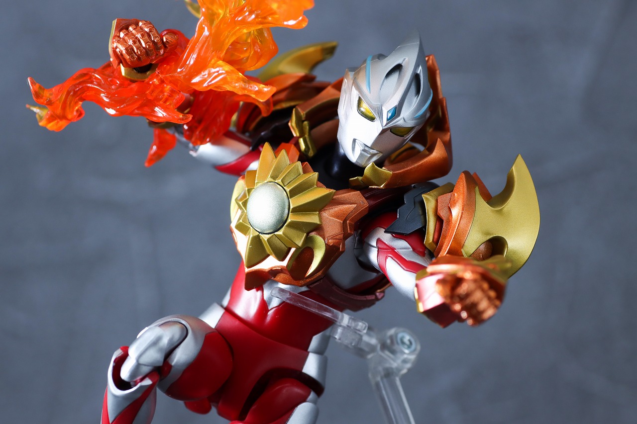 S.H.フィギュアーツ　ソリスアーマー　ウルトラマンアーク　レビュー　アクション