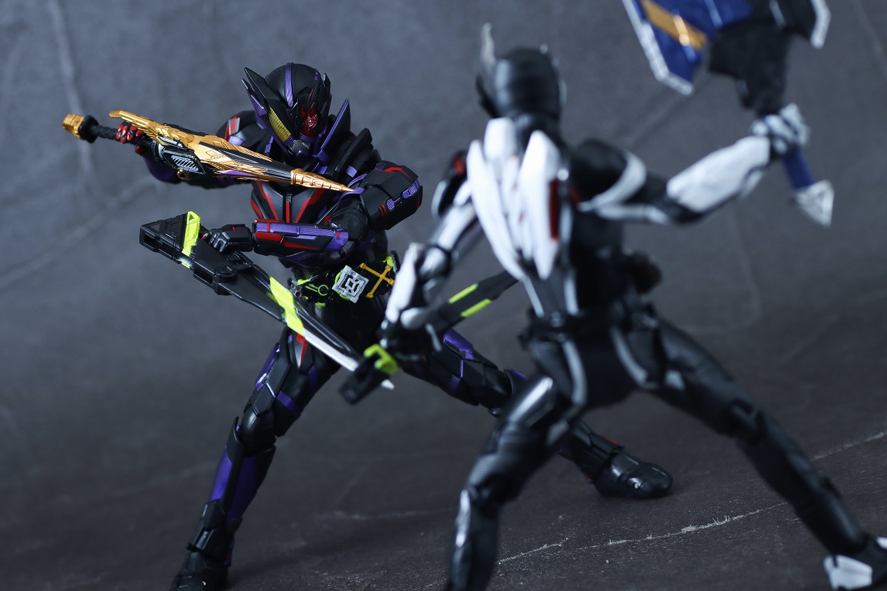 S.H.フィギュアーツ 仮面ライダー滅 アークスコーピオン Final Battle Weapons Set レビュー | ギネマナッツ（旧FRC）  ー Ginema-nuts