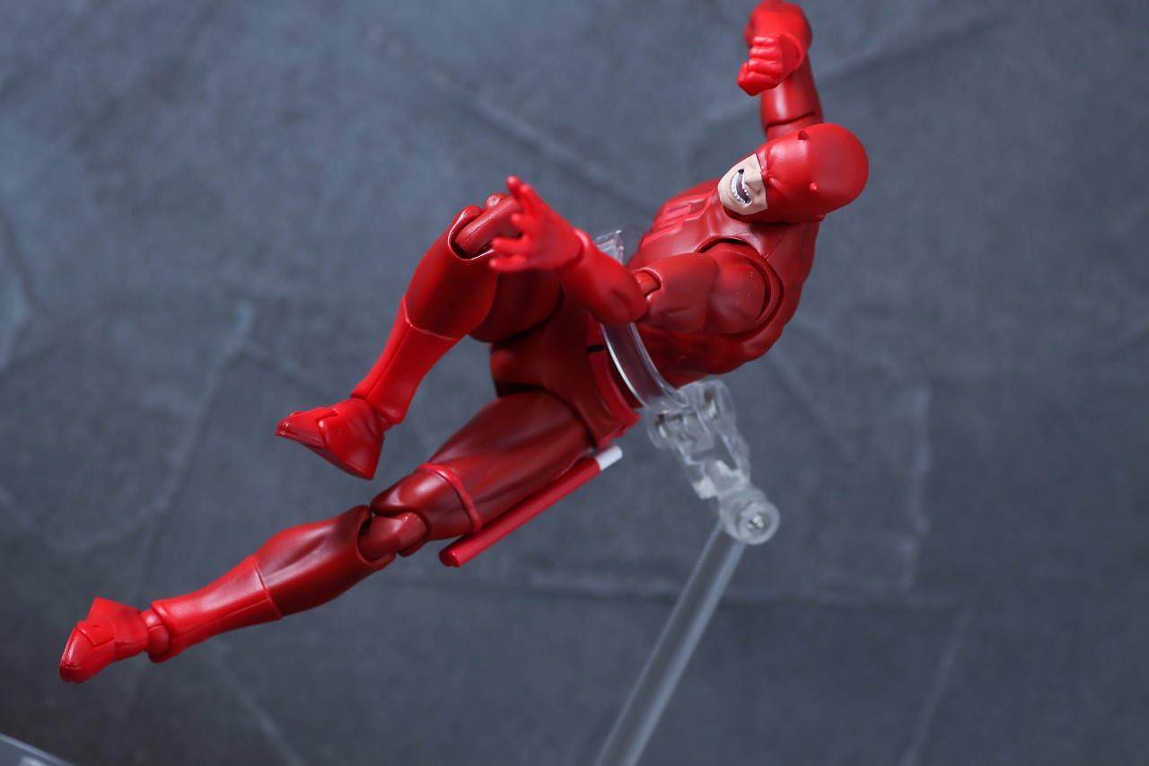 MAFEX　デアデビル　Comic Ver.　レビュー　アクション