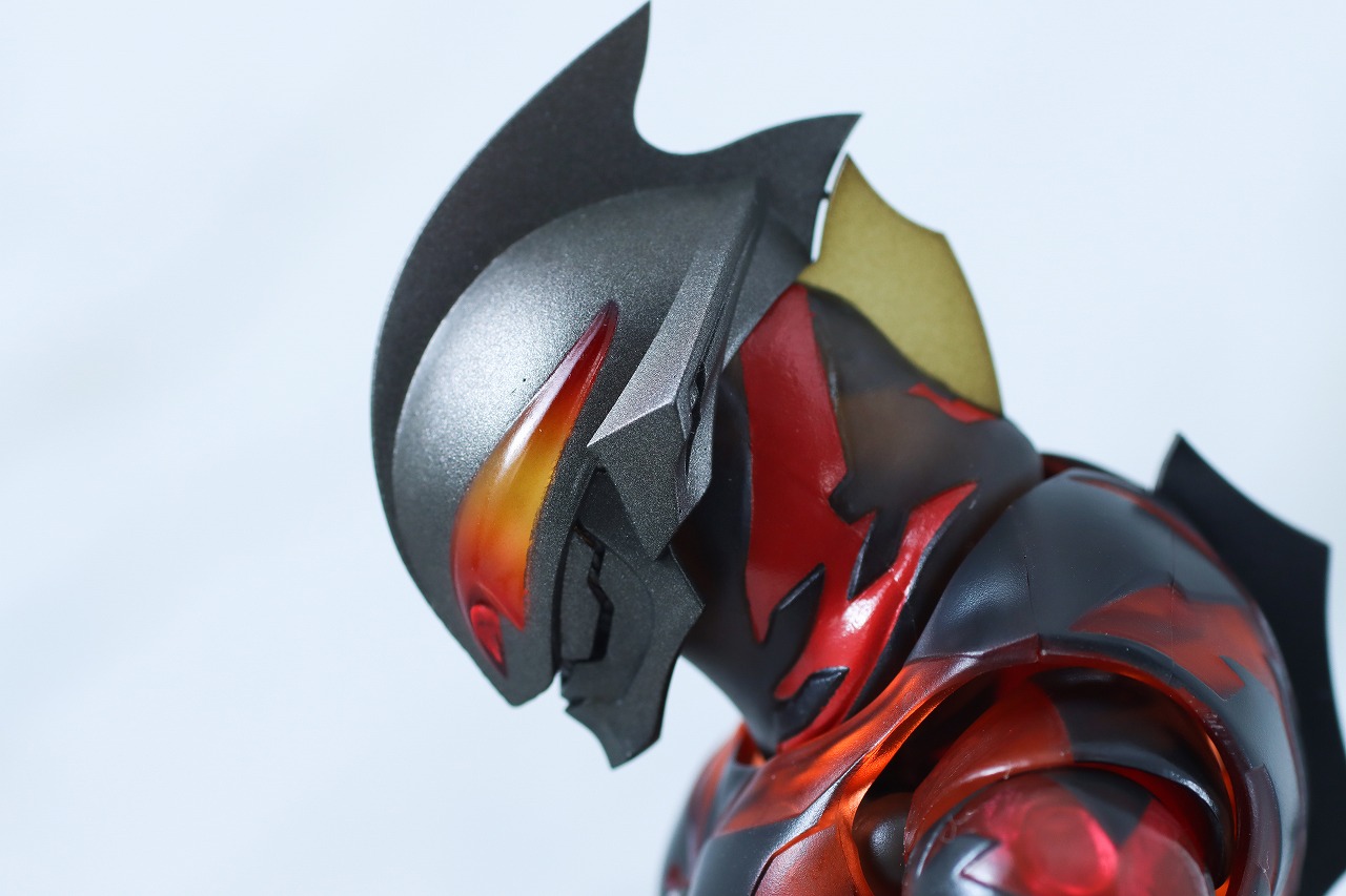 S.H.フィギュアーツ　ウルトラマンベリアル Clear Color Ver.　レビュー　可動範囲