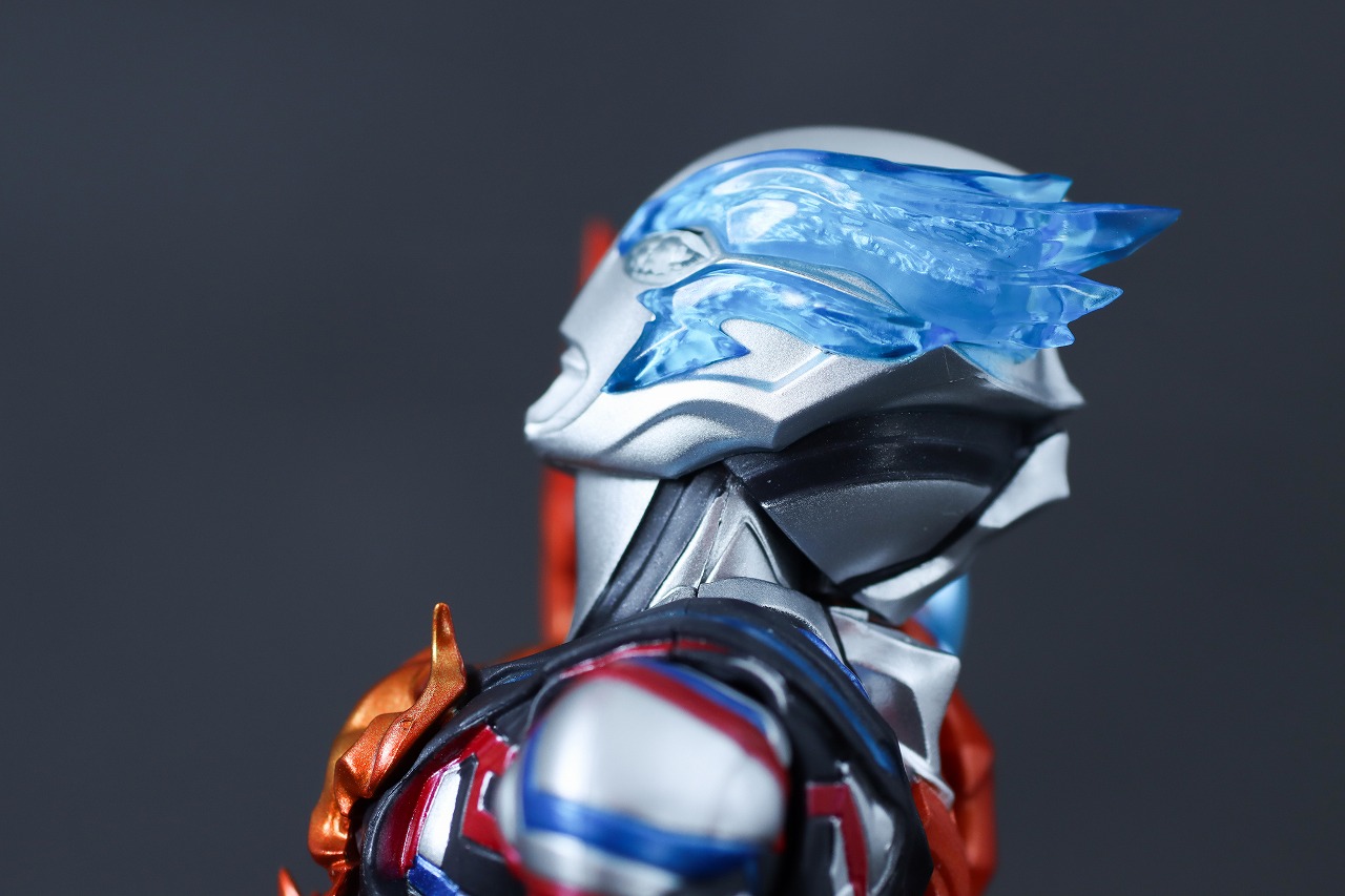 S.H.フィギュアーツ　ウルトラマンブレーザー ファードランアーマー　レビュー　可動範囲