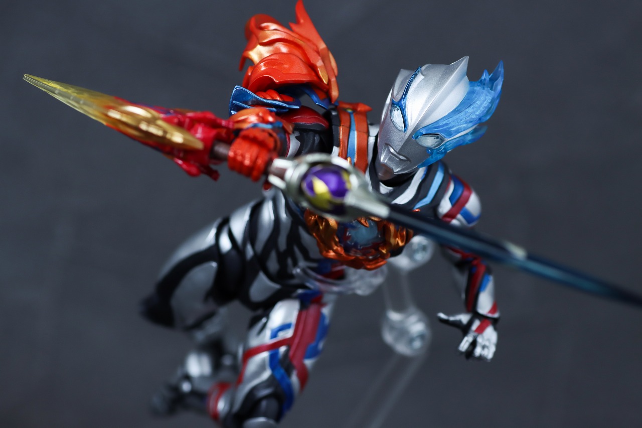 S.H.フィギュアーツ　ウルトラマンブレーザー ファードランアーマー　レビュー