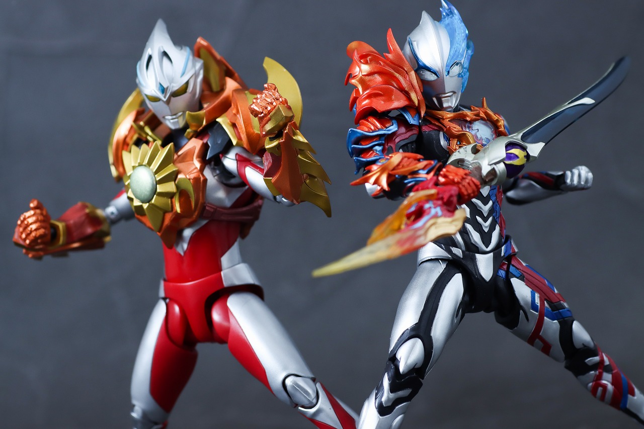 S.H.フィギュアーツ　ウルトラマンブレーザー ファードランアーマー　レビュー　アクション　ウルトラマンアーク ソリスアーマー