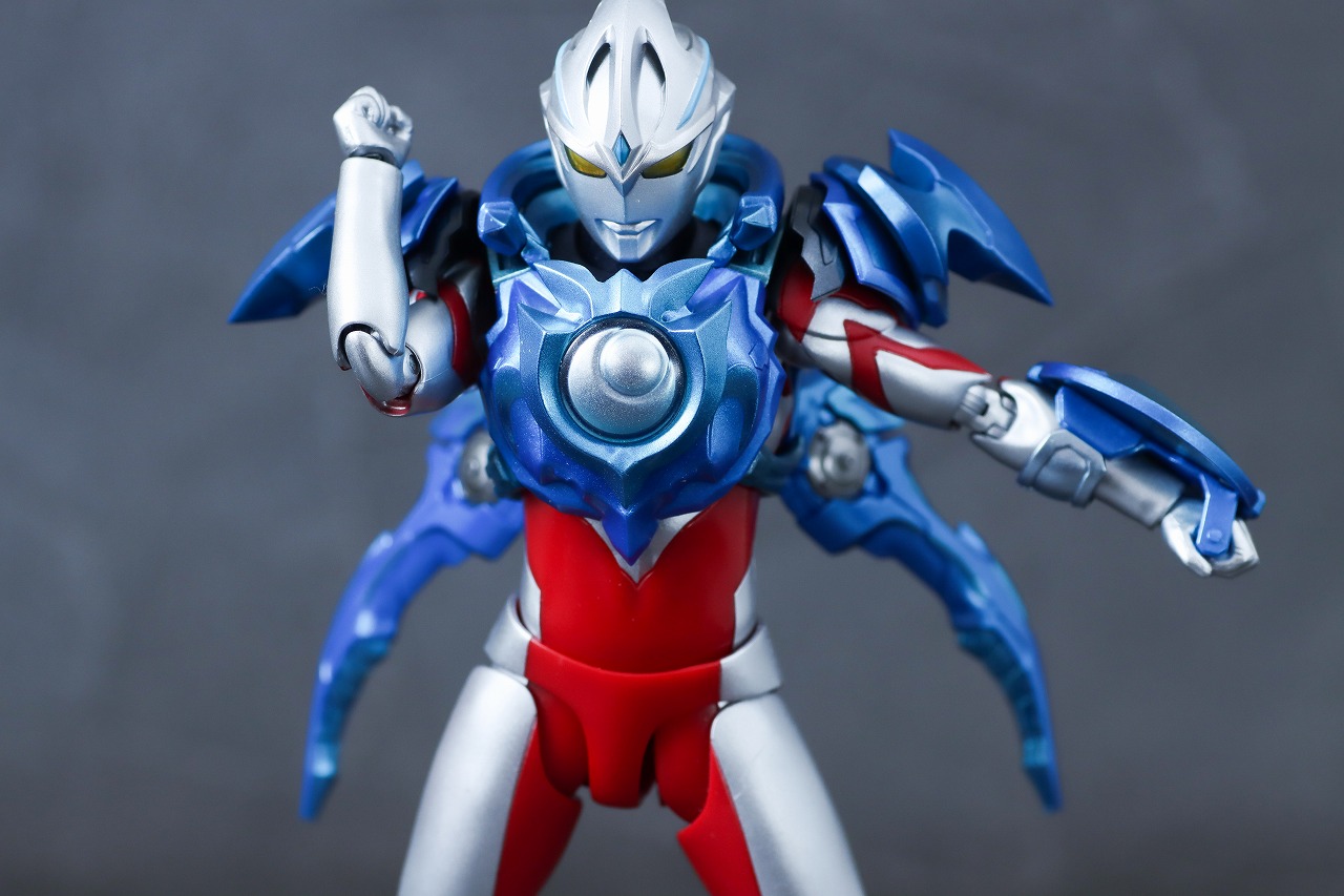 S.H.フィギュアーツ　ルーナアーマー　ウルトラマンアーク　レビュー　可動範囲