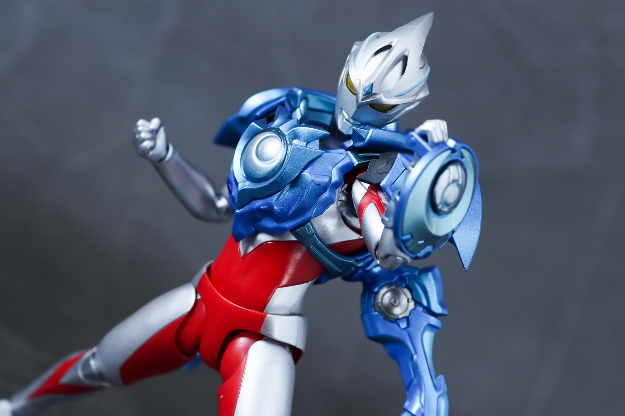 S.H.フィギュアーツ　ルーナアーマー　ウルトラマンアーク　レビュー　アクション