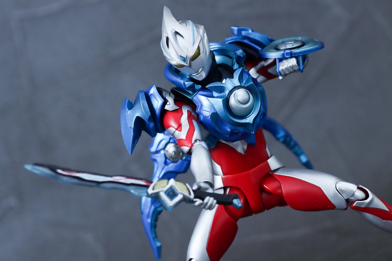 S.H.フィギュアーツ　ルーナアーマー　ウルトラマンアーク　レビュー　アクション