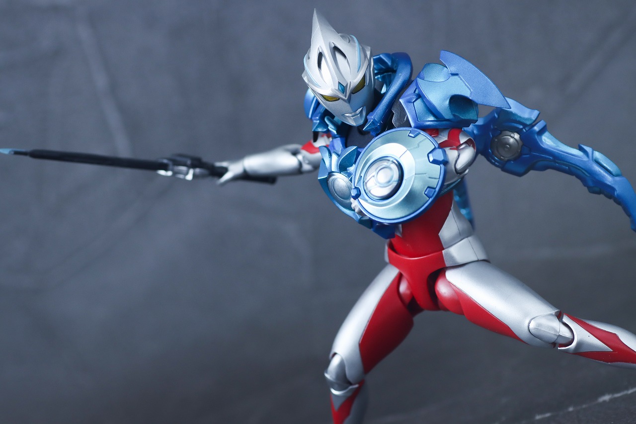 S.H.フィギュアーツ　ルーナアーマー　ウルトラマンアーク　レビュー　アクション