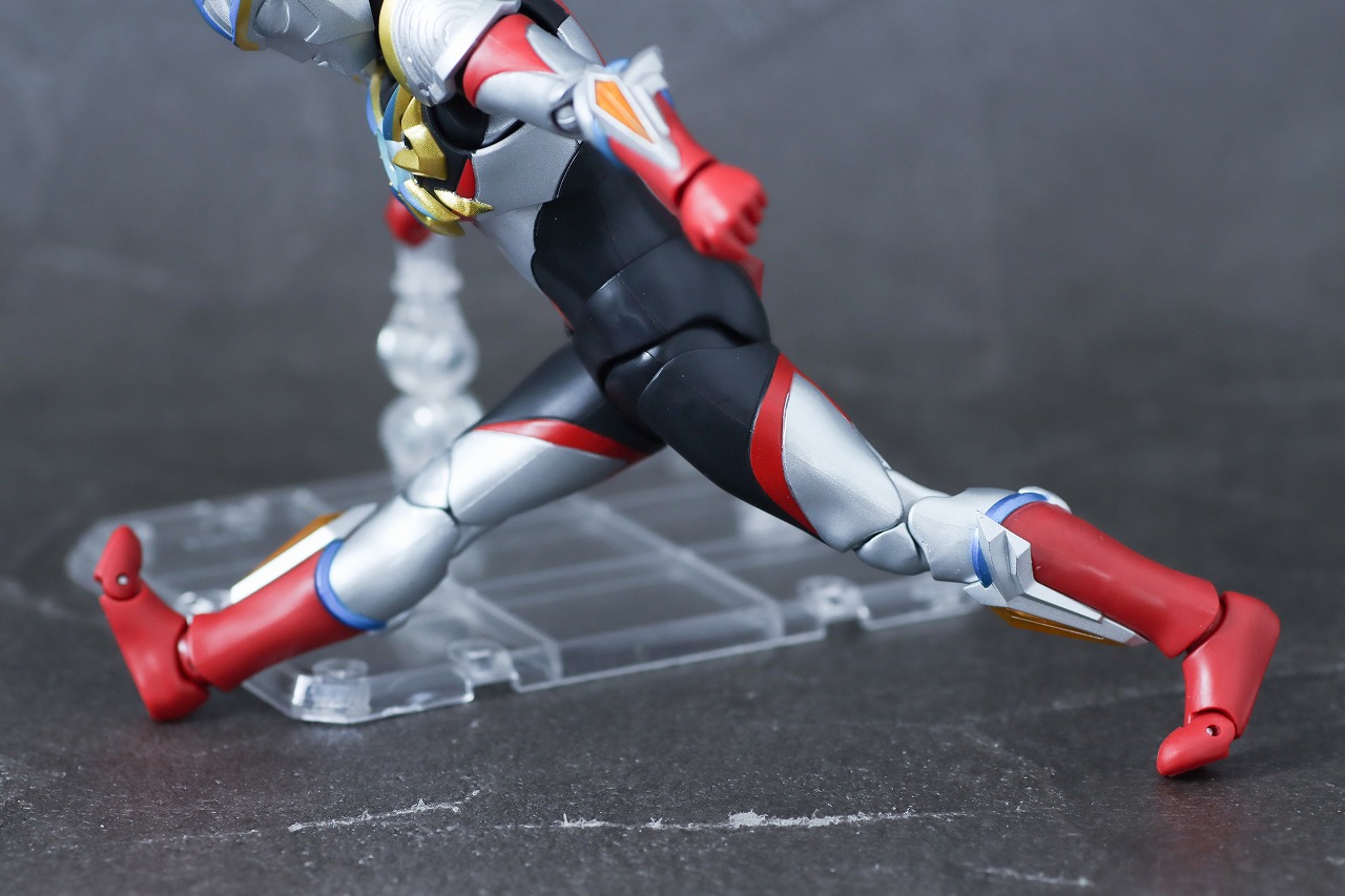 S.H.フィギュアーツ　ウルトラマンオーブ オーブトリニティ　レビュー　可動範囲