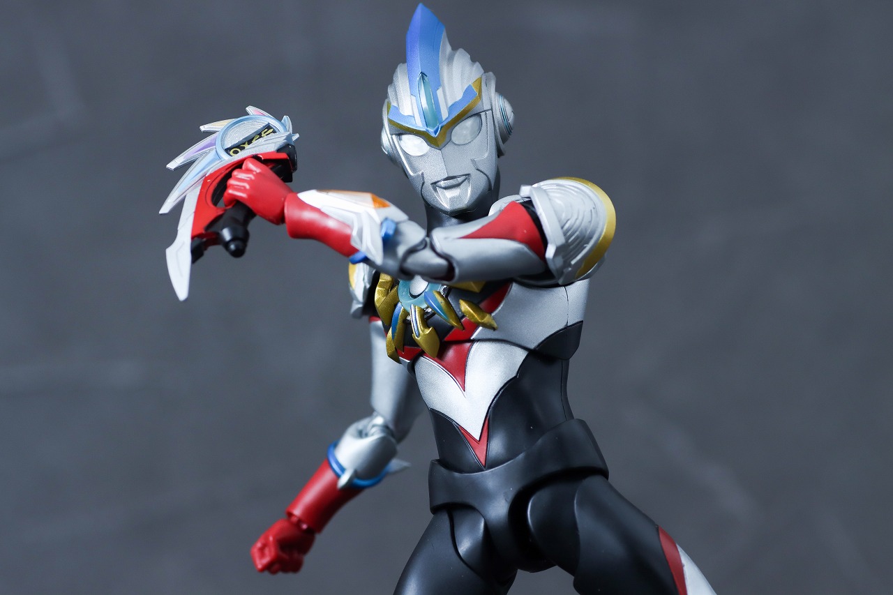 S.H.フィギュアーツ　ウルトラマンオーブ オーブトリニティ　レビュー　アクション