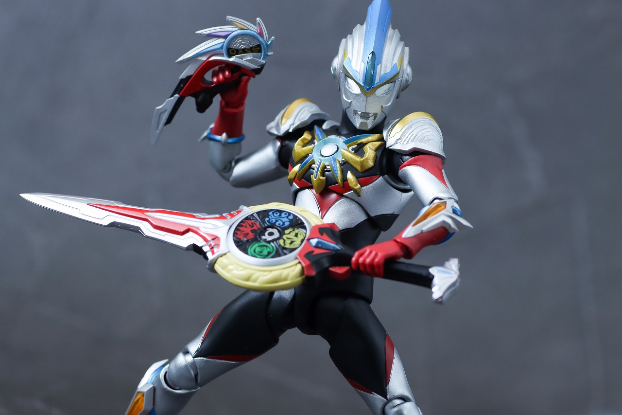 S.H.フィギュアーツ　ウルトラマンオーブ オーブトリニティ　レビュー　アクション