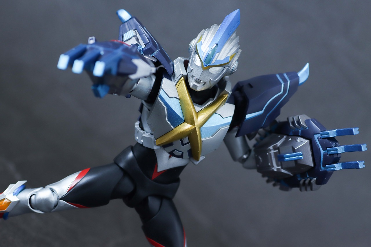 S.H.フィギュアーツ　ウルトラマンオーブ オーブトリニティ　レビュー　アクション　ゴモラアーマー