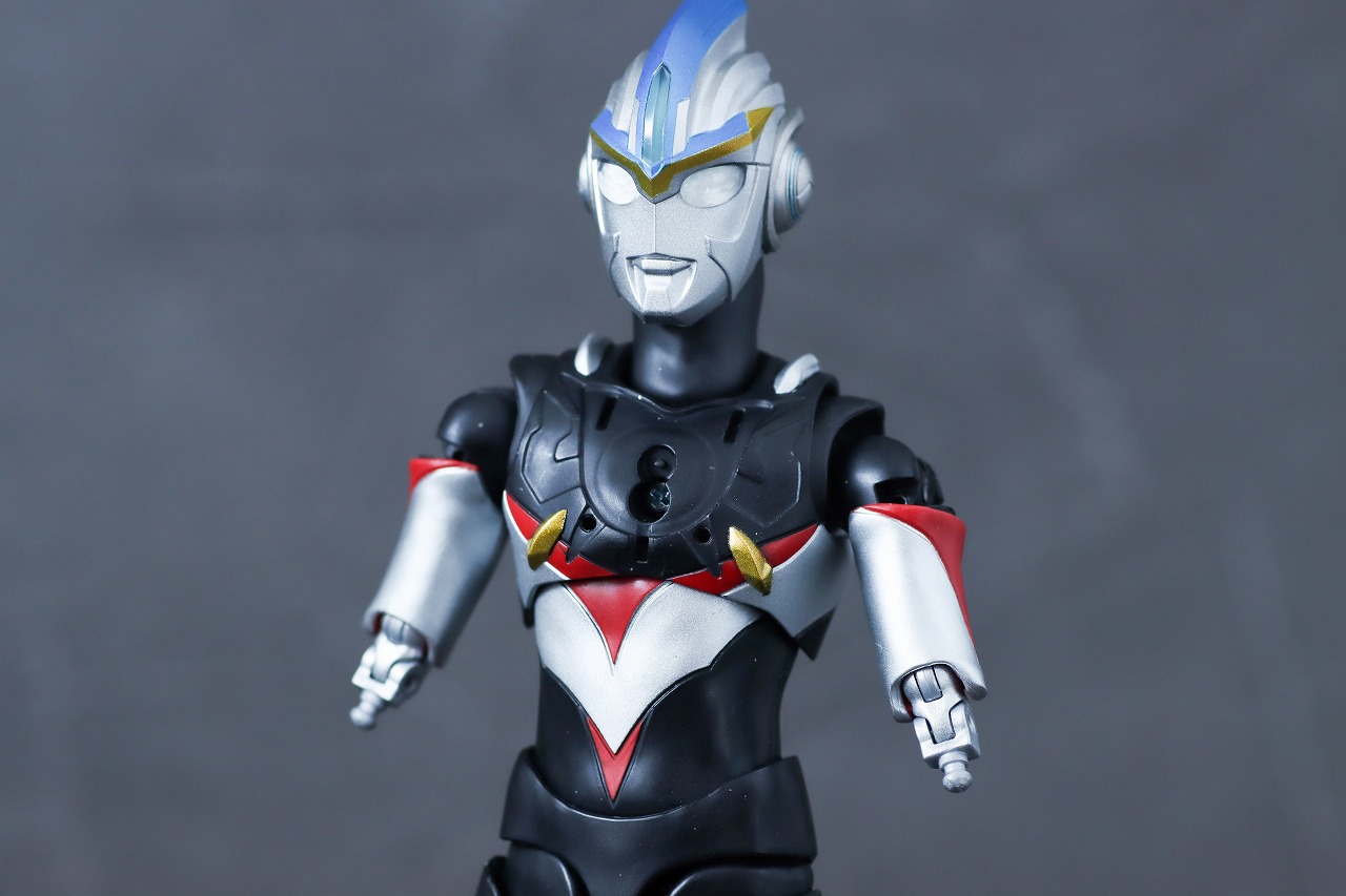 S.H.フィギュアーツ　ウルトラマンオーブ オーブトリニティ　レビュー　アクション